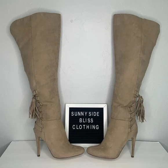 ShoeDazzle Tan Faux Suede Thigh High Stiletto Boots Tassel Lace Up 7.5 - Picture 1 of 11
